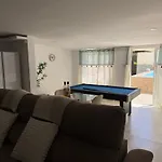Lilo Private House With Heated Pool Villa