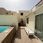Lilo Private House With Heated Pool * 科斯塔特吉塞