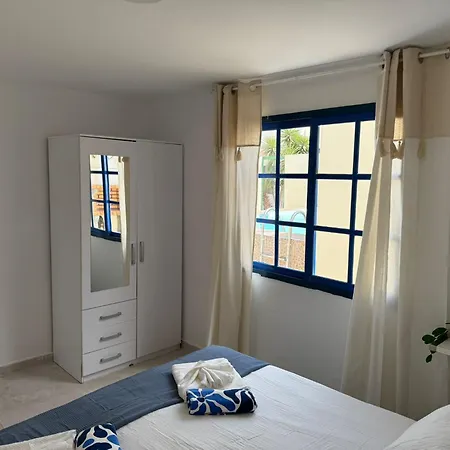 Villa Lilo Private House With Heated Pool