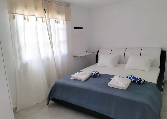 Villa Lilo Private House With Heated Pool